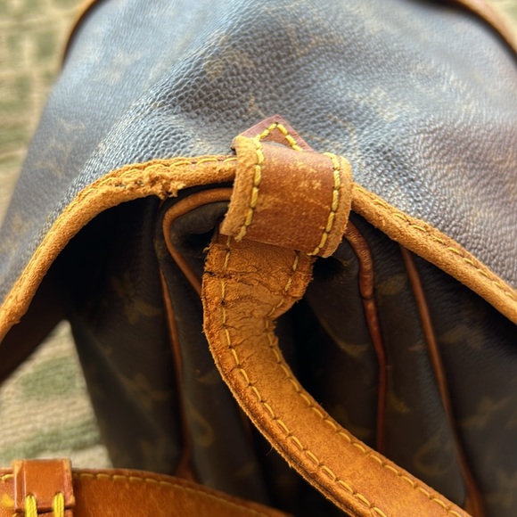 Authentic LV VINTAGE LOUIS VUITTON Saumur Bag handbag saddle bag PURSE CROSSBODY - Picture 7 of 17